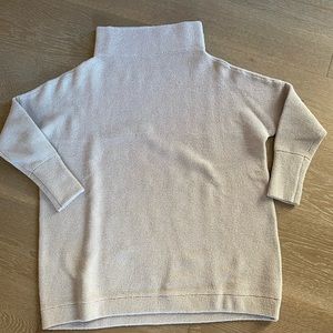 Free People Famous Ottoman Sweater XS, silver grey colour, new never worn